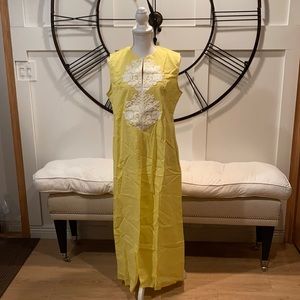 Yellow line-split neck Summer Dress